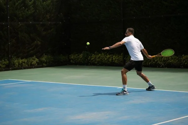 table tennis backhand shot